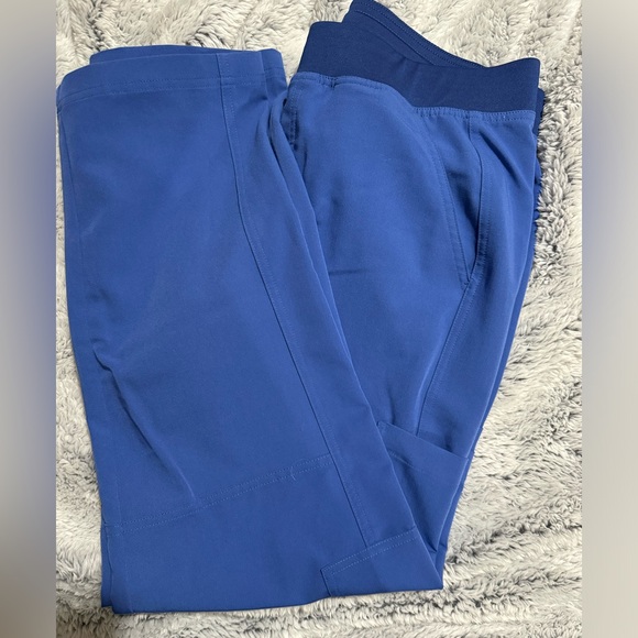 Figs Bottom - Picture 6 of 6